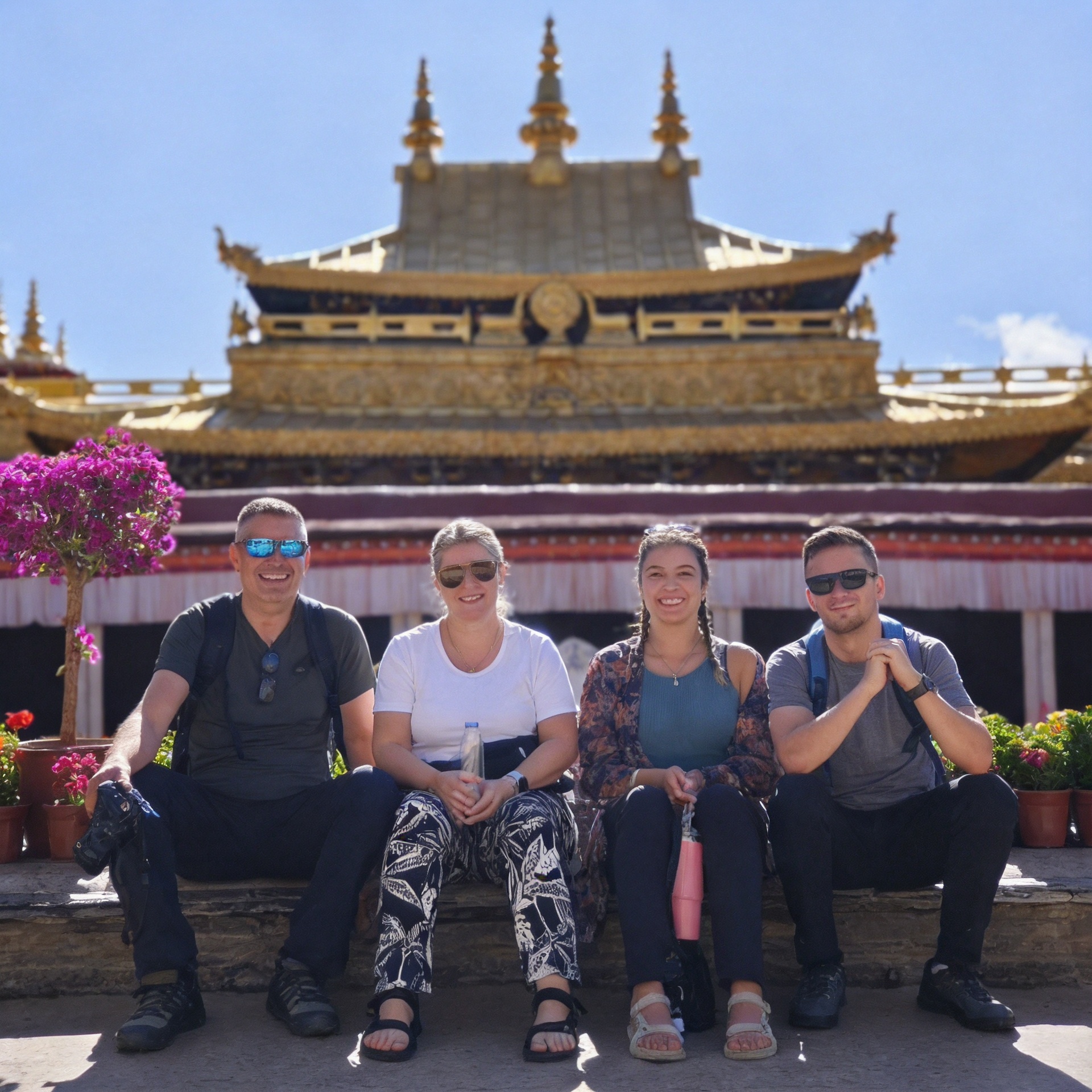 8-Day Classic Tibet Sightseeing Tour from Lhasa to Everest Base Camp